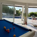 Grande 350 M2, Piscine Chauffée Vue Et Collines, Sur Mer, 10 Personnes
