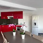 Grande 350 M2, Piscine Chauffée Vue Et Collines, Sur Mer, 10 Personnes * Cavalaire-sur-Mer