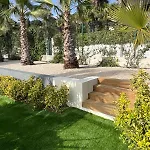 Grande 350 M2, Piscine Chauffée Vue Et Collines, Sur Mer, 10 Personnes