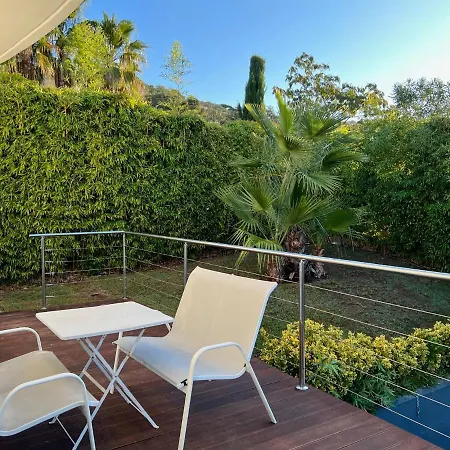 Grande 350 M2, Piscine Chauffee Vue Et Collines, Sur Mer, 10 Personnes