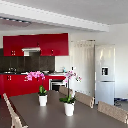 Grande 350 M2, Piscine Chauffee Vue Et Collines, Sur Mer, 10 Personnes * Cavalaire-sur-Mer