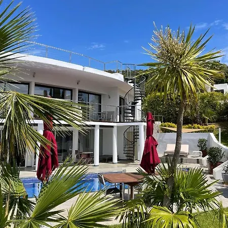 Grande 350 M2, Piscine Chauffee Vue Et Collines, Sur Mer, 10 Personnes *