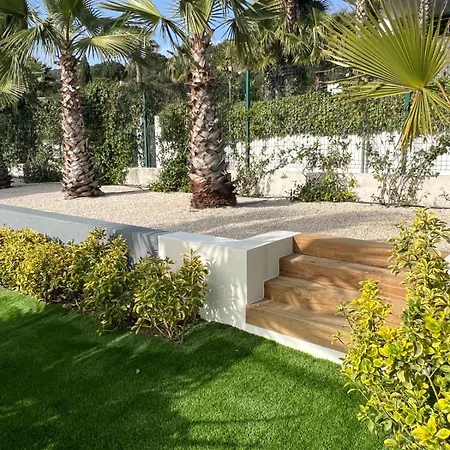 Grande 350 M2, Piscine Chauffee Vue Et Collines, Sur Mer, 10 Personnes