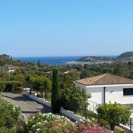 Villa Grande 350 M2, Piscine Chauffee Vue Et Collines, Sur Mer, 10 Personnes